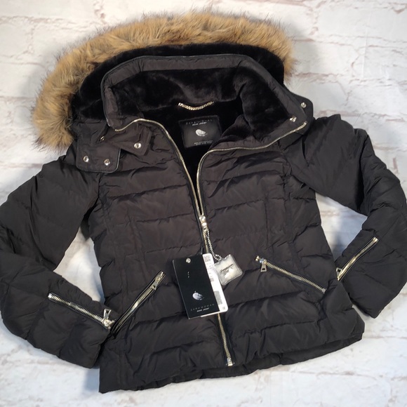Zara Jackets & Blazers - Zara Woman DOWN Winter hooded jacket. Sz XS